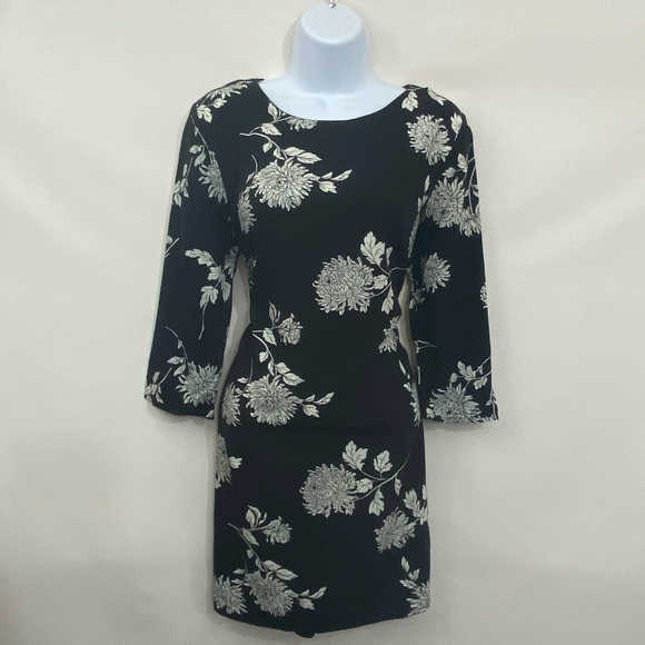 Forever 21 Dresses & Skirts - Forever 21 Floral MIDI Dress Size M L-56